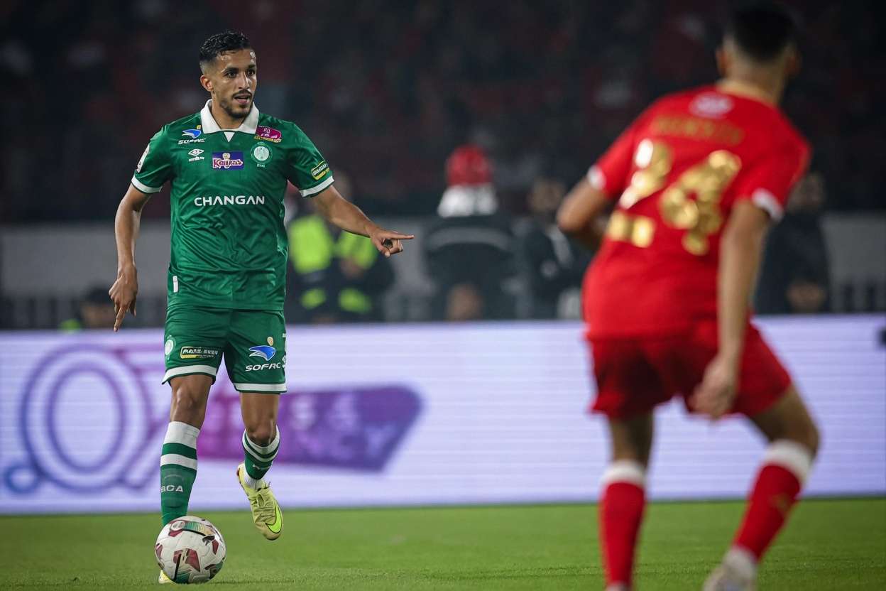 موعد ديربي الوداد والرجاء يتصدر اهتمامات الجماهير قبل المواجهة المنتظرة في الدوري المحلي