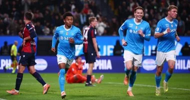 نابولي يتحدى كريمونيسي في معركة مثيرة ضمن منافسات الدوري الإيطالي في رحلة المنافسة على اللقب