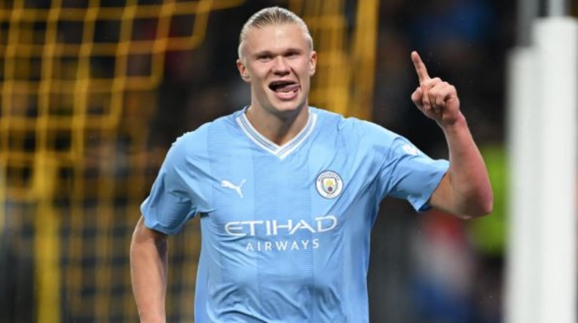 هالاند يبدي رأيه في تصرف مدافع أرسنال ويساعد جابرييل في تجنب البطاقة الحمراء في مباراة مثيرة