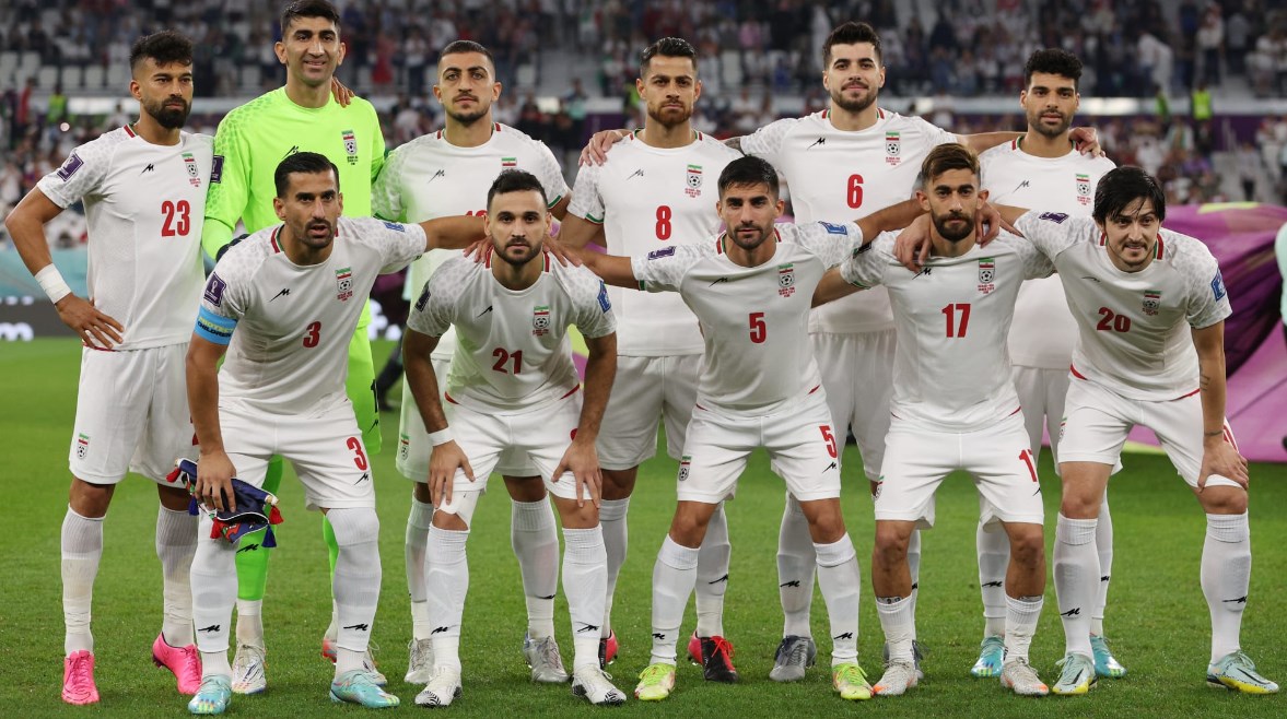 وزير الرياضة الإيراني يعلن عن إمكانية المشاركة في كأس العالم بشرط تحقيق شروط محددة لضمان النجاح