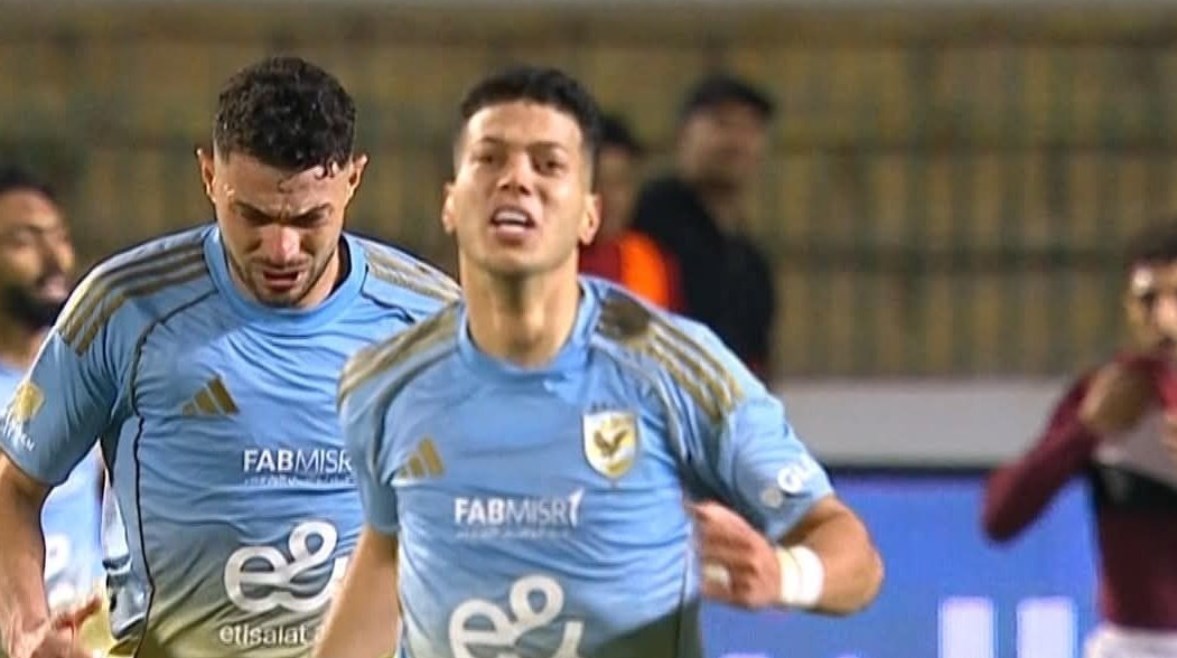 وسط جدل تحكيمي مثير سيراميكا يضاعف معاناة الأهلي بتعادل جديد في الدوري يثير التساؤلات حول الأداء والنتائج
