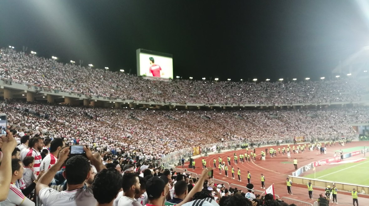 أزمة الحجز لتذاكر مباراة الزمالك واتحاد العاصمة في نهائي الكونفدرالية تثير غضب الجماهير وتزيد من التوترات الفنية والإدارية