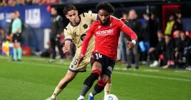 أوساسونا يواجه برشلونة في شوط أول سلبي ضمن منافسات الدوري الإسباني وسط أجواء تنافسية مثيرة