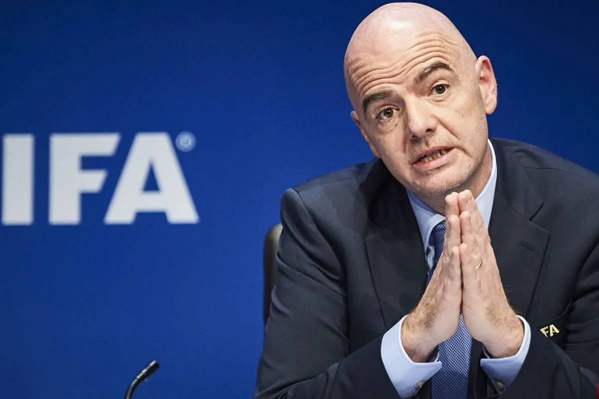 إنفانتينو يشير إلى تأثير القوانين الأمريكية في رفع أسعار تذاكر بطولة كأس العالم المقبلة وتحذيرات من تبعات اقتصادية