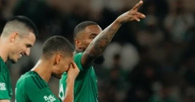 الأهلي يتألق في الدوري السعودي بعد فوز ساحق على الفتح بهاتريك نجم الفريق إيفان توني في مباراة مثيرة