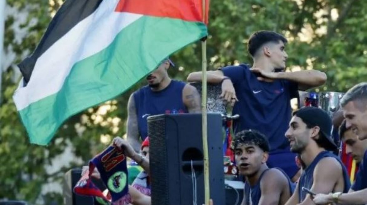 الصحافة الإسرائيلية تدق ناقوس الخطر حول أداء نجم برشلونة المفضل لدى جماهير حماس في الآونة الأخيرة