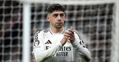 باريس سان جيرمان يستغل الأجواء المتوترة في مدريد لبدء مفاوضات ضم فالفيردي من ريال مدريد