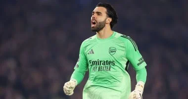 رايا حارس مرمى أرسنال يحقق إنجازًا تاريخيًا في دوري أبطال أوروبا ويعزز آمال الفريق في البطولة الأوروبية الكبرى
