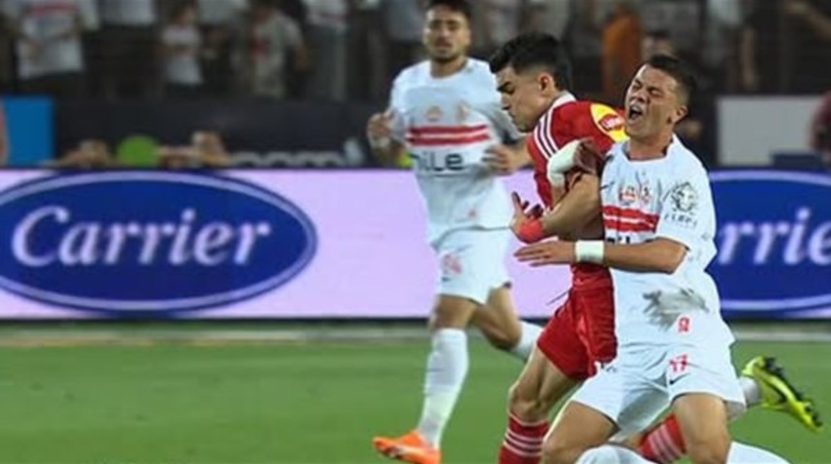 من سيحسم لقب الدوري المصري في حالة تساوي بيراميدز والأهلي والزمالك في النقاط خلال المنافسة المثيرة