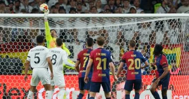 موعد مباراة برشلونة ضد ريال مدريد في قمة الكلاسيكو والقناة الناقلة له مباشرة عبر التلفزيون